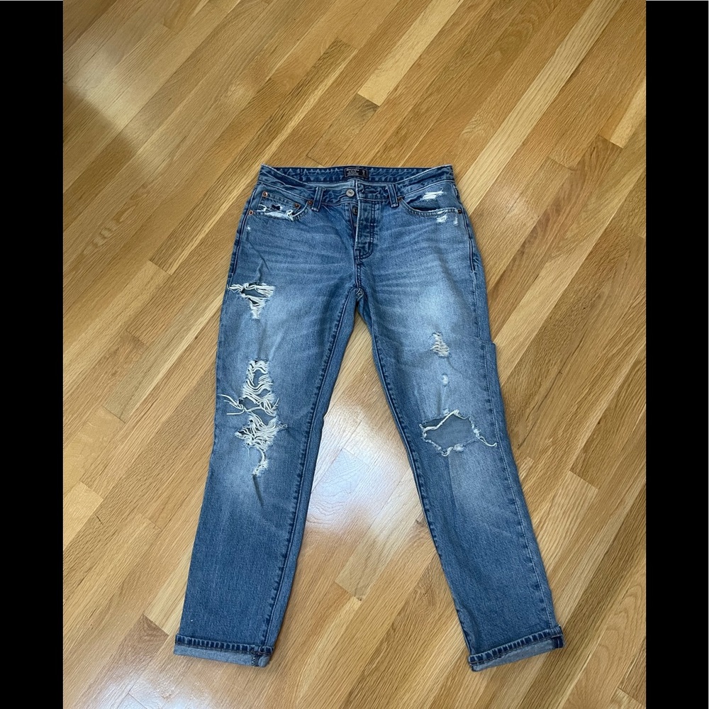 Abercrombie and Fitch boyfriend jeans, size 25